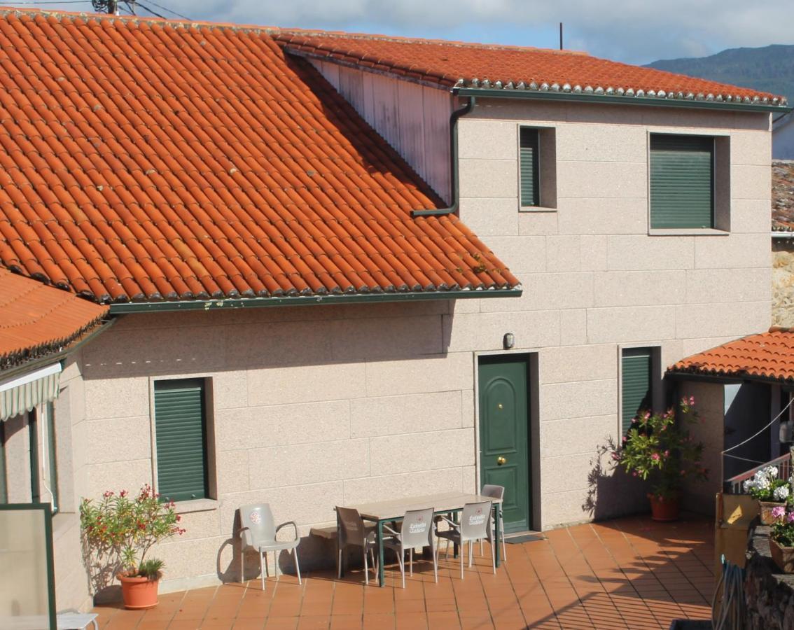 Apartamentos Outeiro A Pobra do Caramiñal Esterno foto